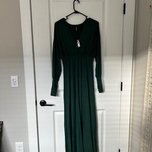 Elegant Deep Green Long Sleeve Dress